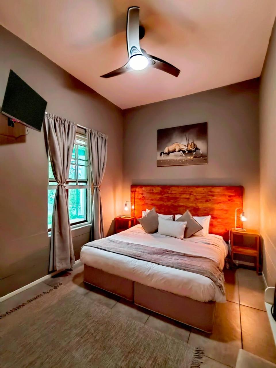 Albertinia Hotel Extérieur photo