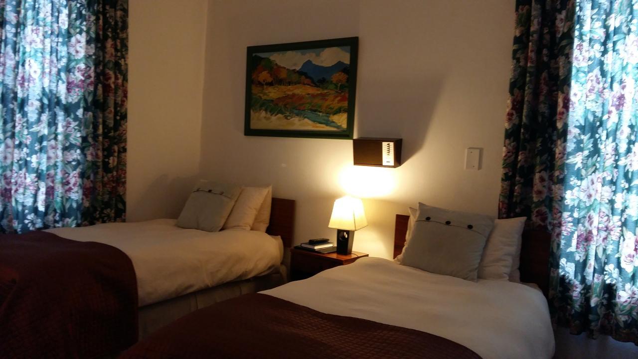 Albertinia Hotel Extérieur photo