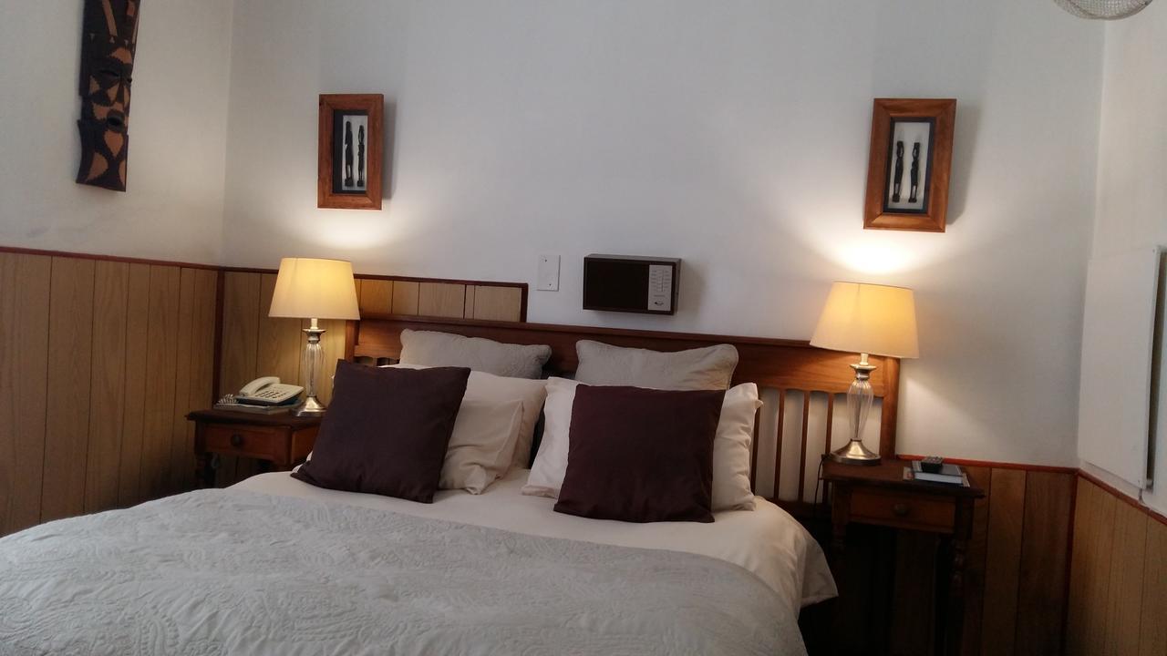 Albertinia Hotel Extérieur photo